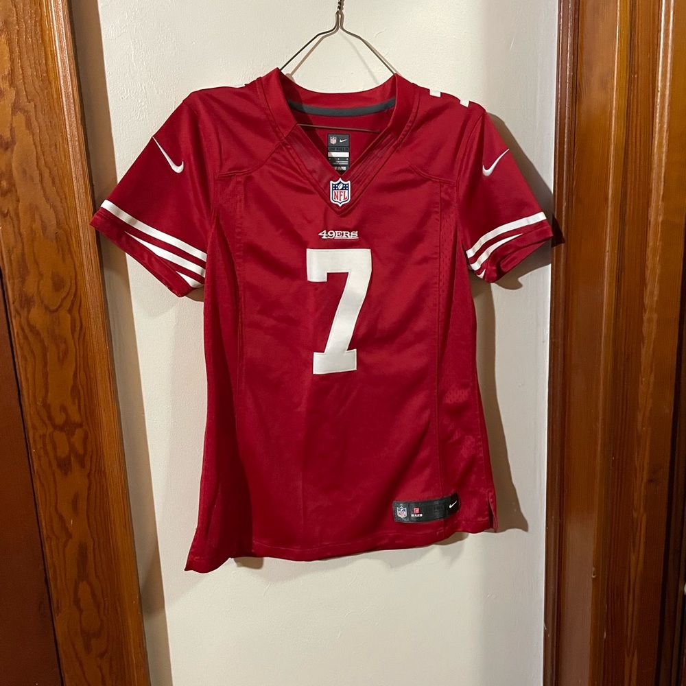 Womens medium Colin kapernick jersey